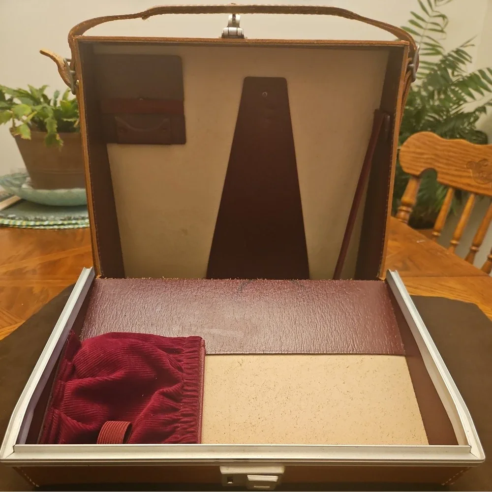 Vintage Polaroid Brown Carrying Hard Shell‎ Case With Snap Lock, Case Only